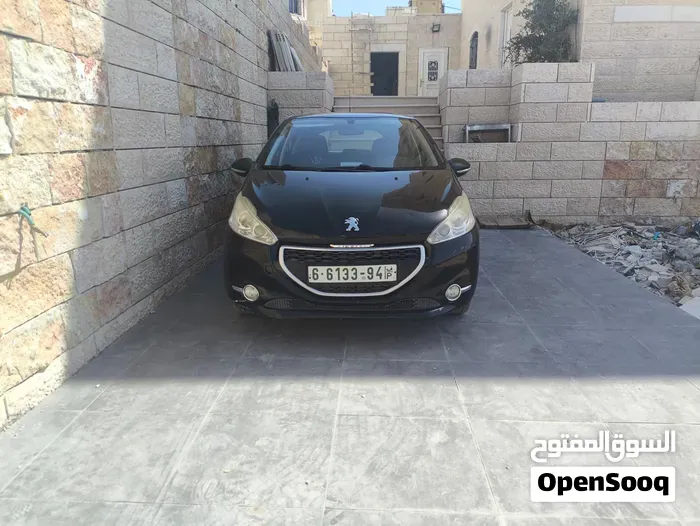 Peugeot 208 2018 photo 4