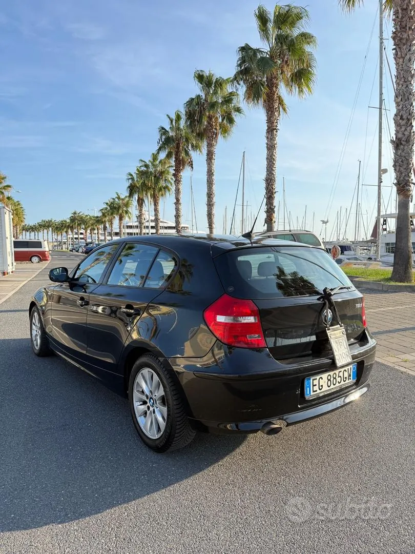 BMW 116 2011 photo 4