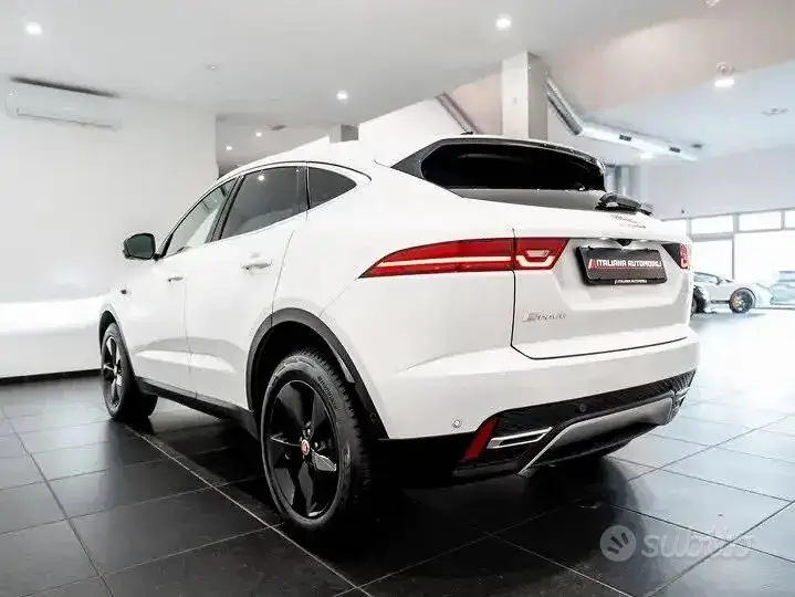 Jaguar E-Pace 2021 photo 5