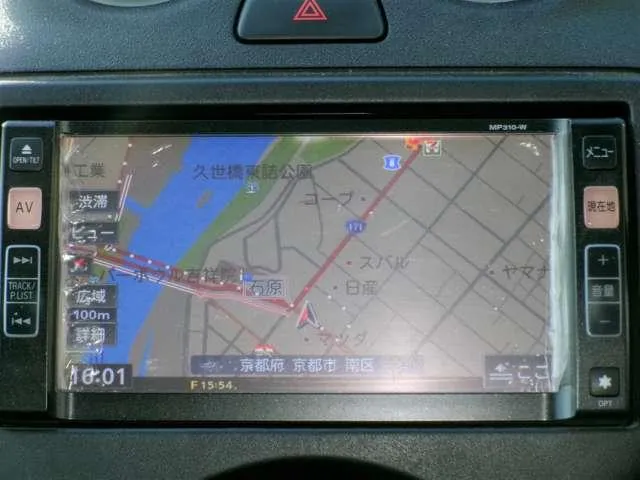 Nissan March 2010 photo 4
