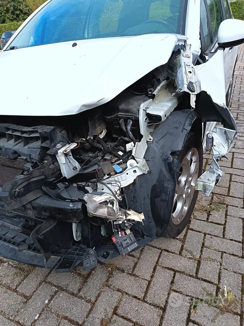 Citroen C3 2014 photo 3