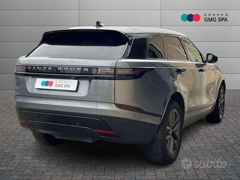 Land Rover Range Rover Velar 2023 photo 3