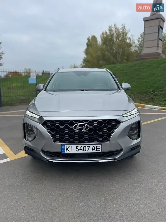 Hyundai Santa Fe 2020 photo 3
