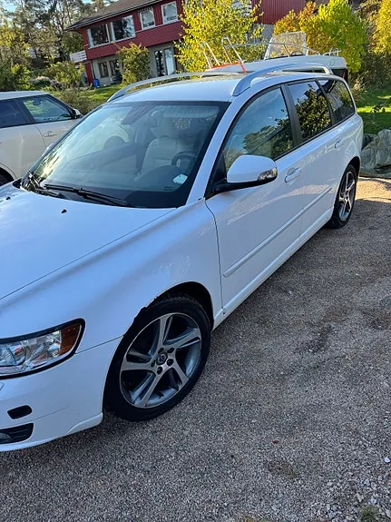 Volvo V50 2012 photo 3