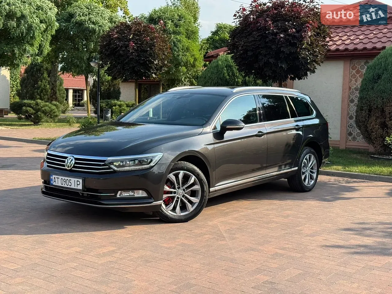 Volkswagen Passat 2018 photo 5