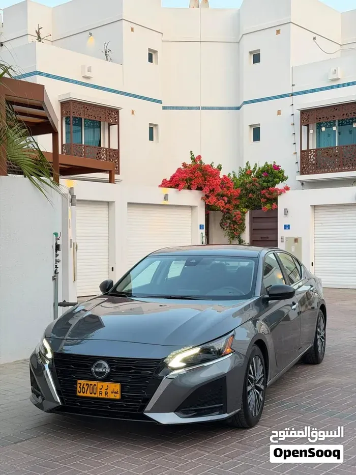 Nissan Altima 2025 photo 5