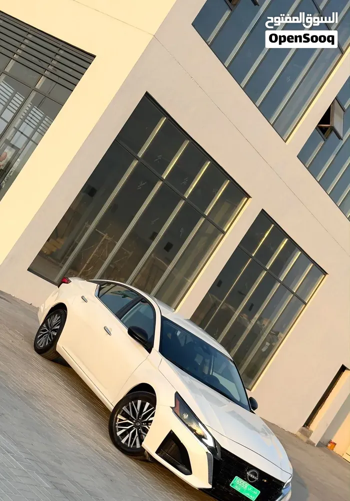 Nissan Altima 2025 photo 4
