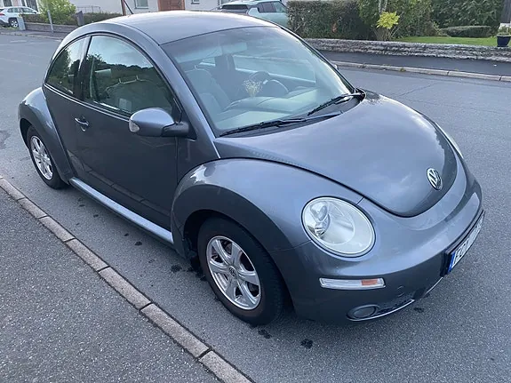 Volkswagen New Beetle 2007 photo 2