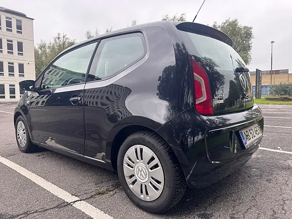 Volkswagen Up 2013 photo 2