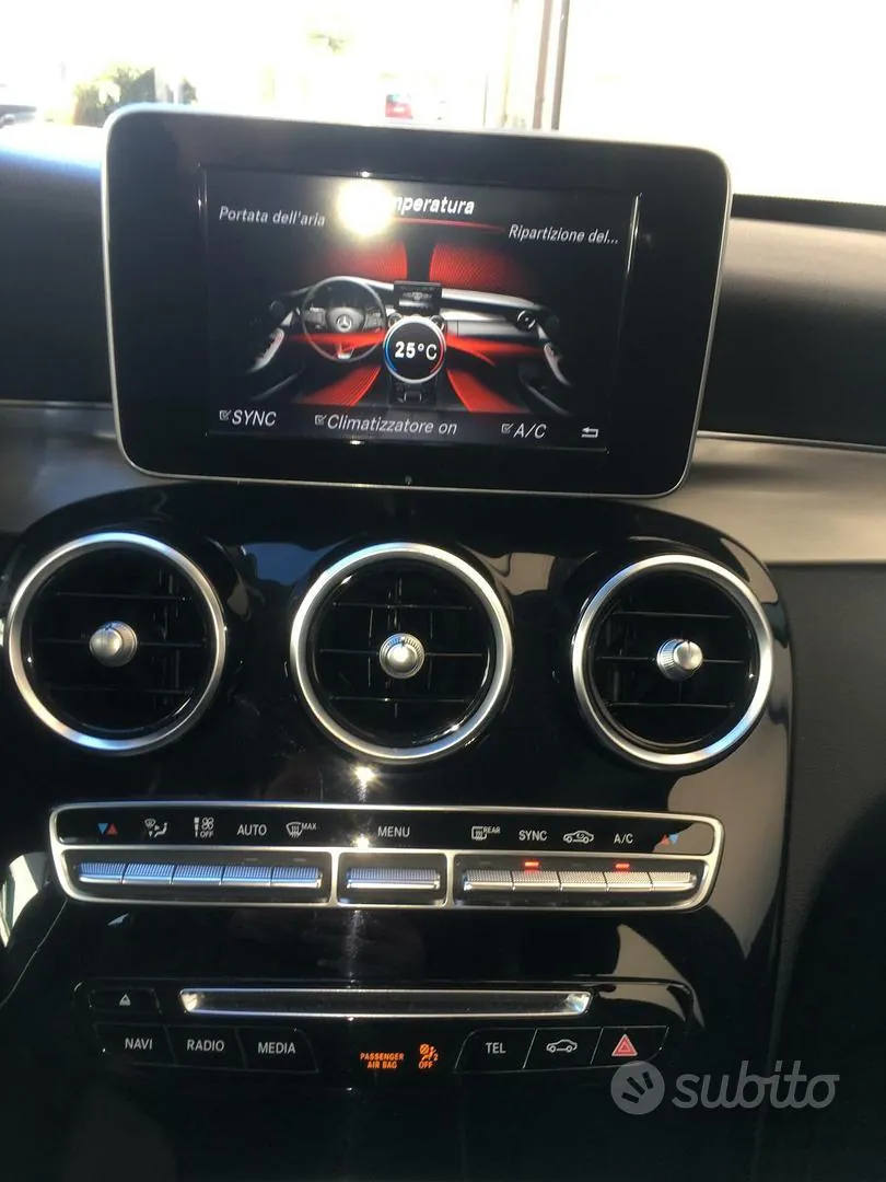 Mercedes-Benz C-Class 2018 photo 4