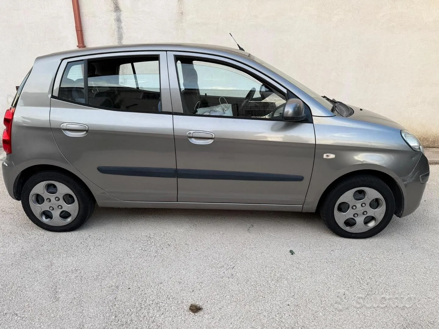 Kia Picanto 2010 photo 4