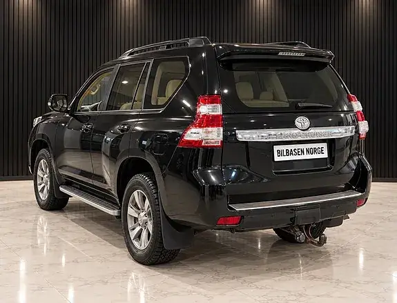 Toyota Land Cruiser 2016 photo 3