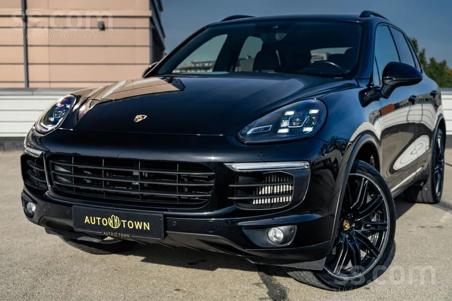 Porsche Cayenne 2015 photo 2