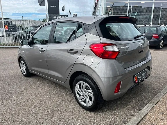 Hyundai I10 2022 photo 3
