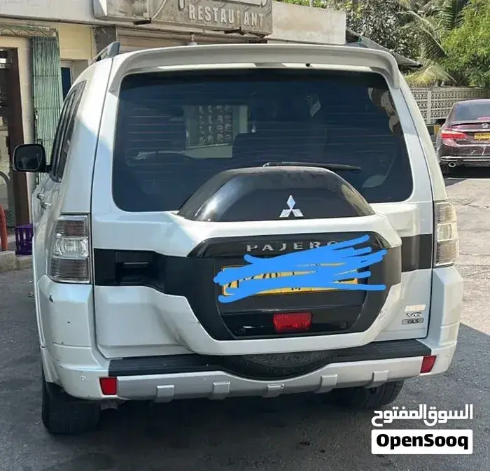 Mitsubishi Pajero 2015 photo 4
