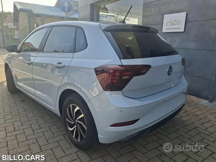 Volkswagen Polo photo 4