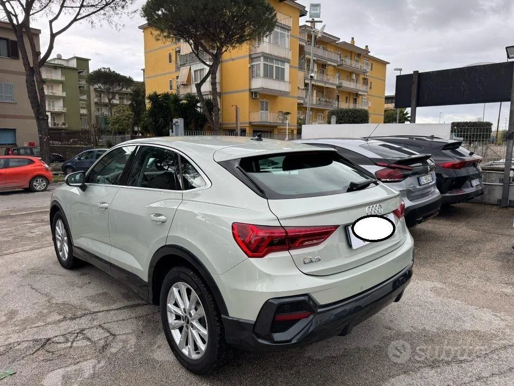 Audi Q3 2022 photo 3