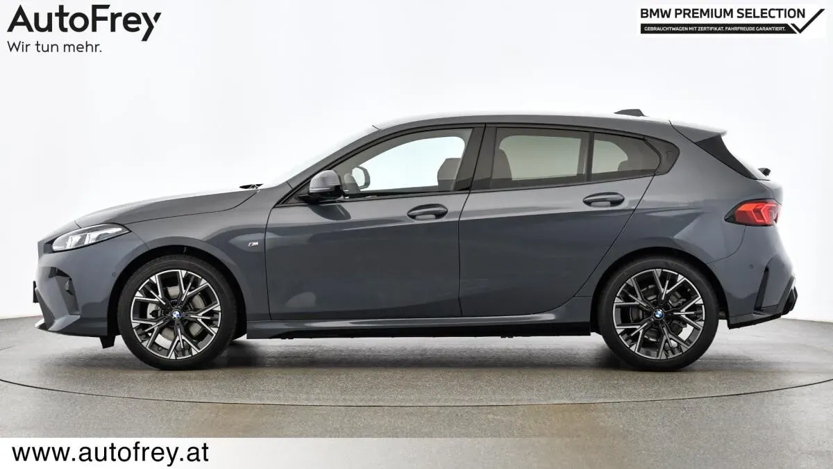 BMW 1 Series 2025 photo 3