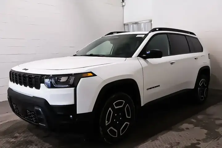 Jeep Cherokee 2026 photo 3