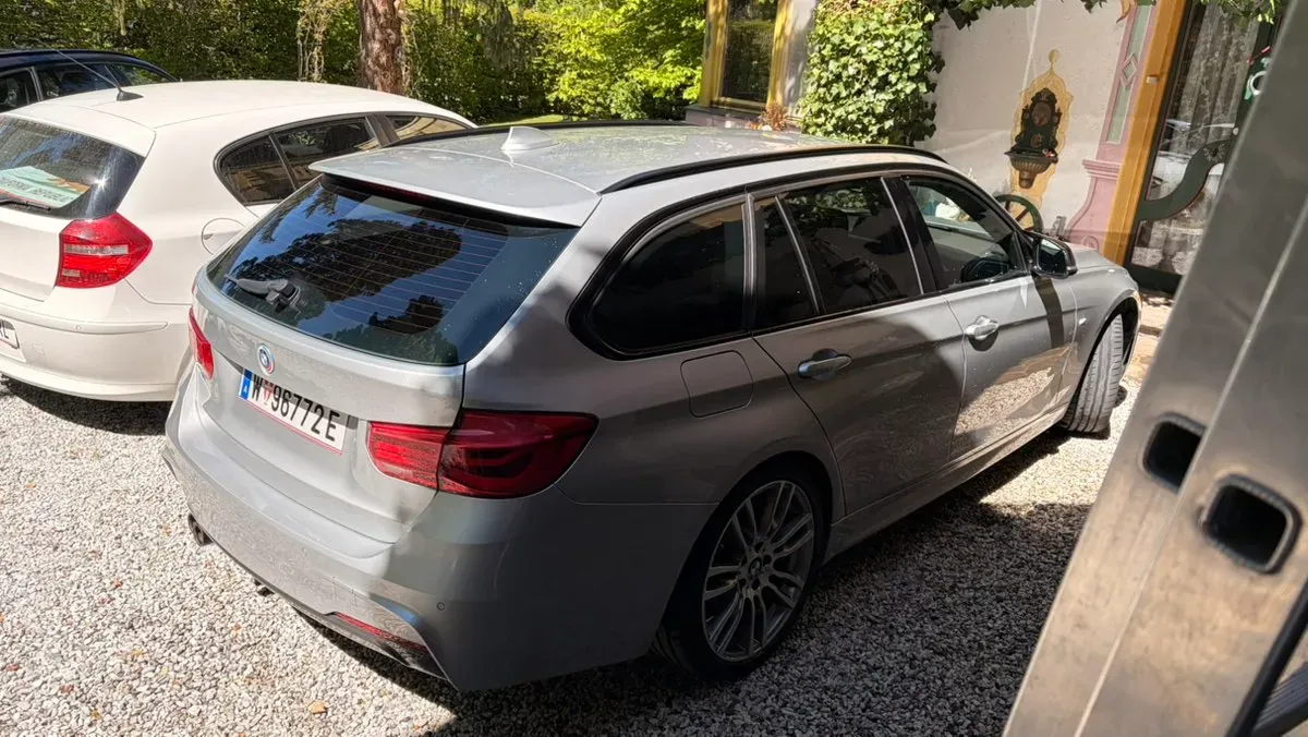 BMW 3 Series Touring 2016 photo 3
