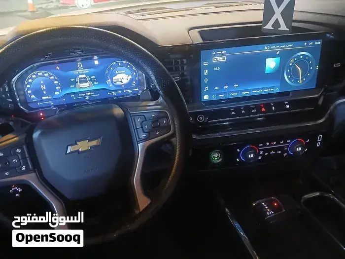 Chevrolet Silverado 2023 photo 2