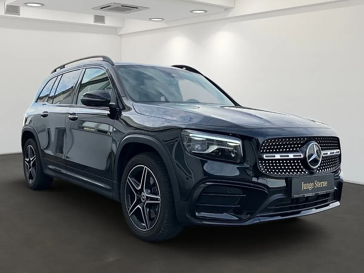 Mercedes-Benz Glb 2025 photo 3