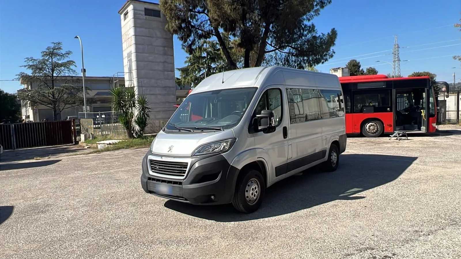 Peugeot Boxer 2020 photo 2