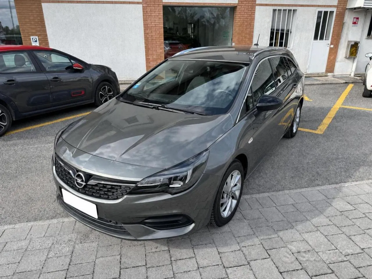 Opel Astra 2021 photo 2