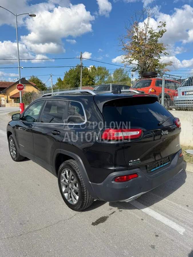 Jeep Cherokee 2015 photo 5