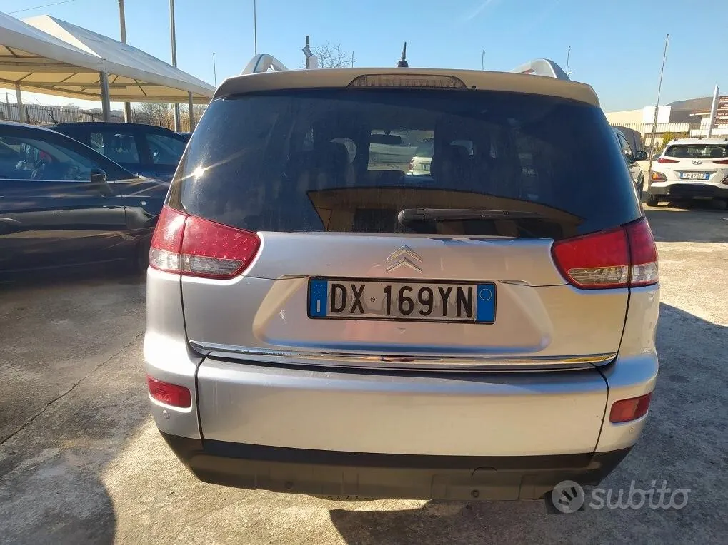 Citroen C-Crosser 2009 photo 4