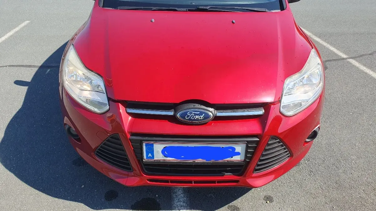 Ford Focus 2011 photo 2