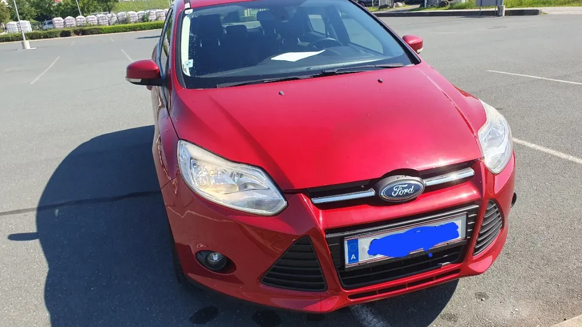 Ford Focus 2011 photo 3