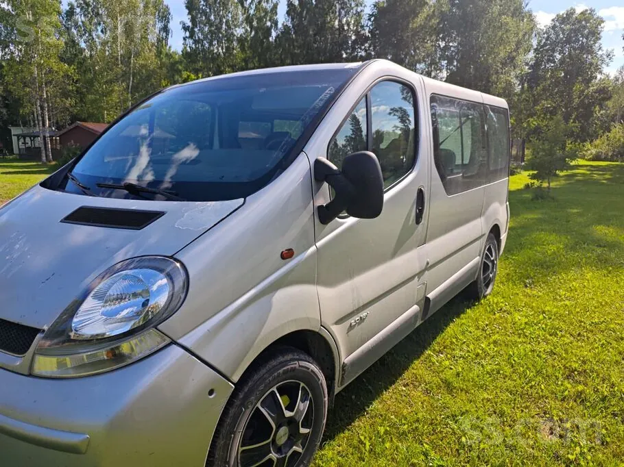 Renault Trafic 2005 photo 3