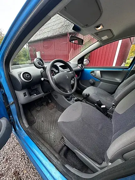 Peugeot 107 2006 photo 5