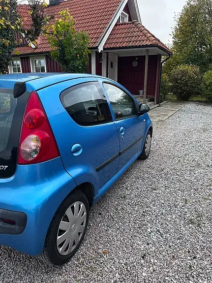Peugeot 107 2006 photo 4