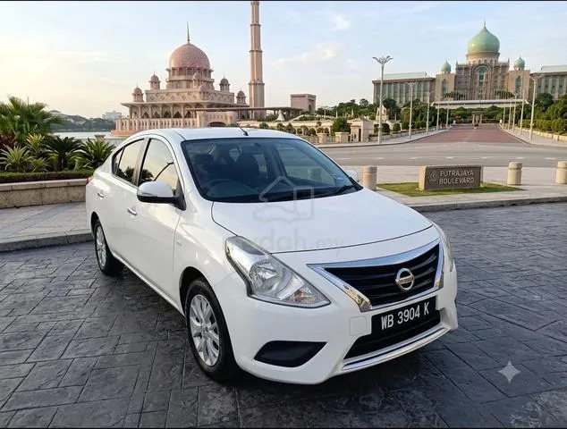 Nissan Almera