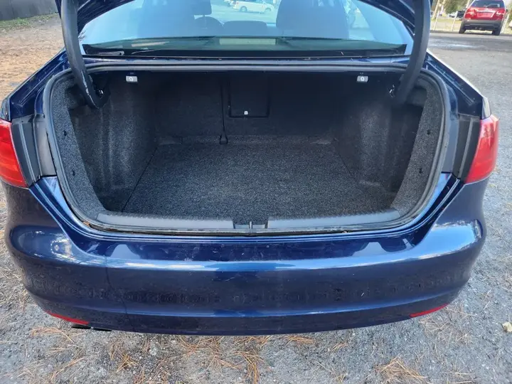 Volkswagen Jetta 2014 photo 5