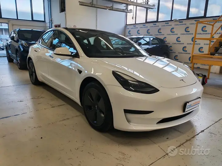 Tesla Model 3 2021 photo 4