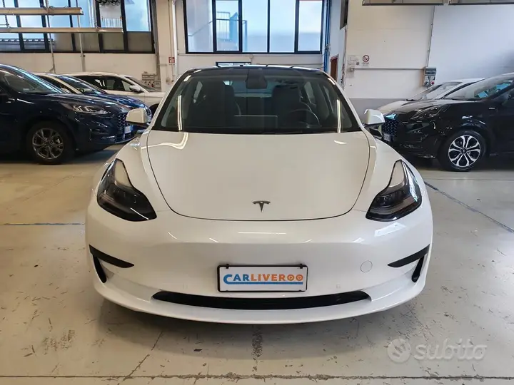 Tesla Model 3 2021 photo 3