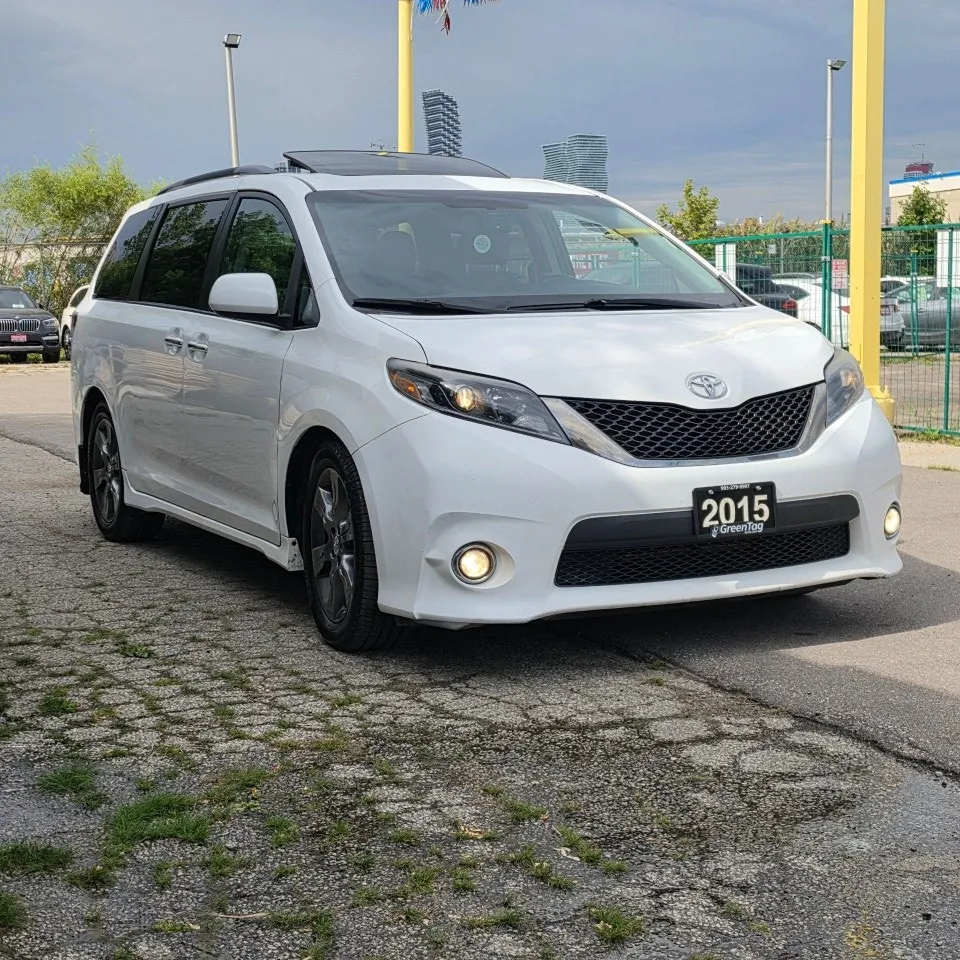 Toyota Sienna 2015 photo 5