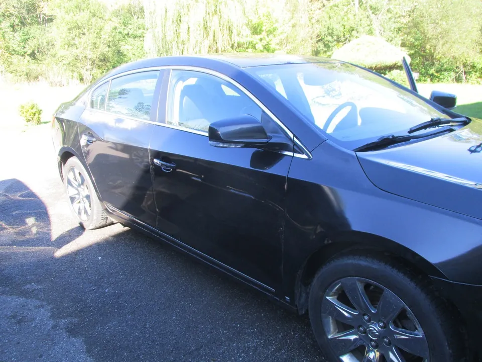 Buick Lacrosse 2010 photo 3