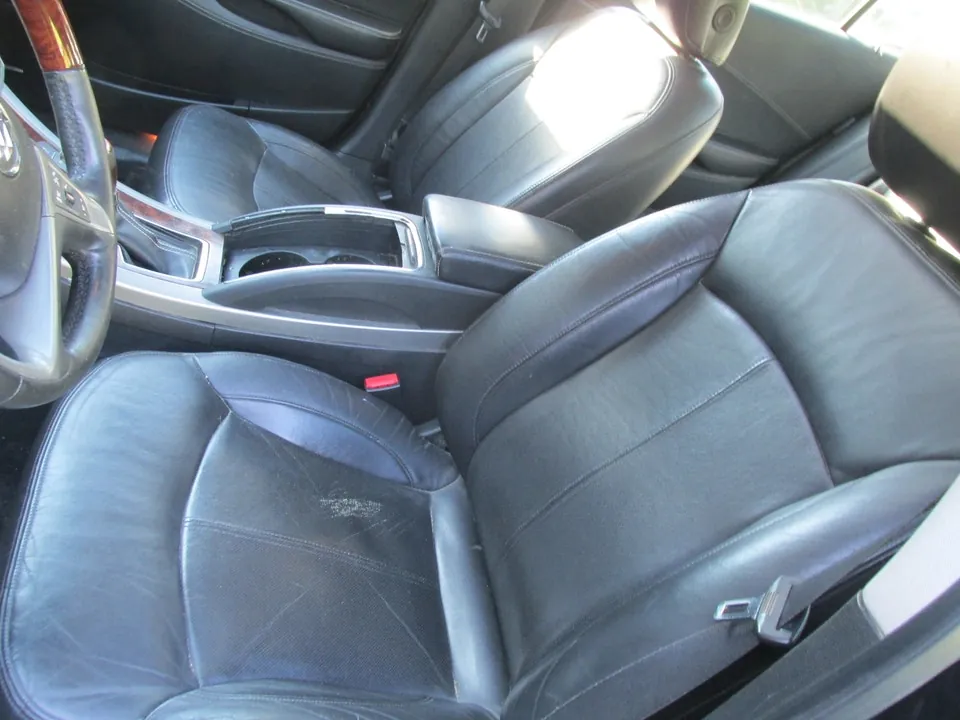 Buick Lacrosse 2010 photo 5