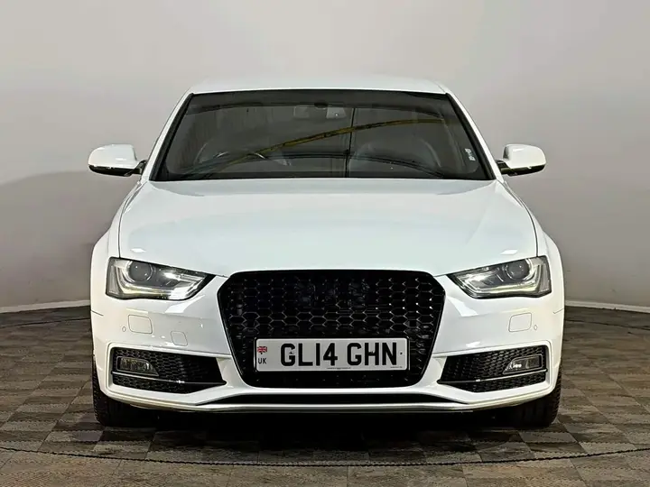Audi A4 2014 photo 3