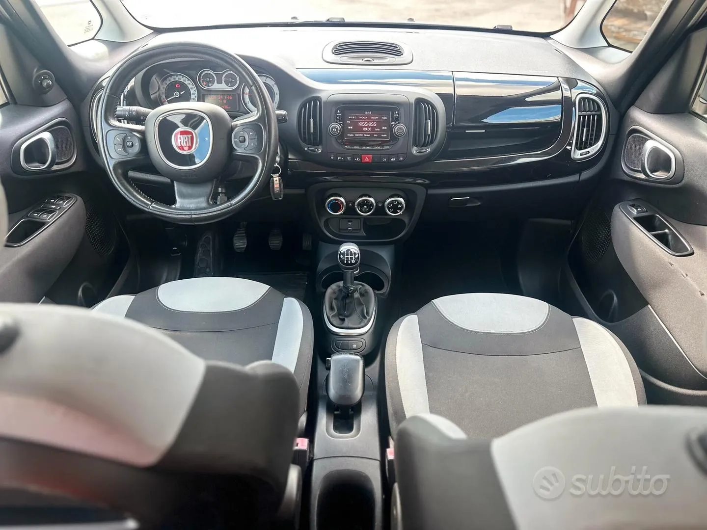 Fiat 500L 2014 photo 2