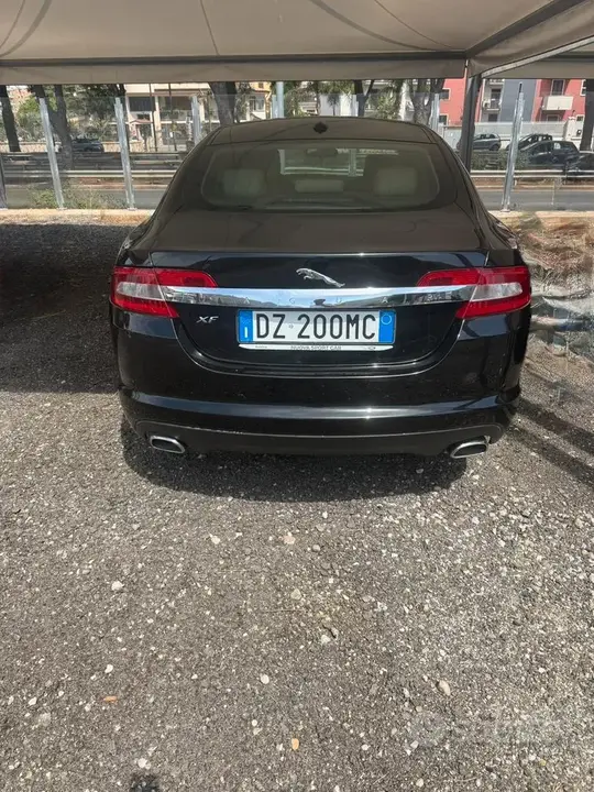 Jaguar Xf 2009 photo 3
