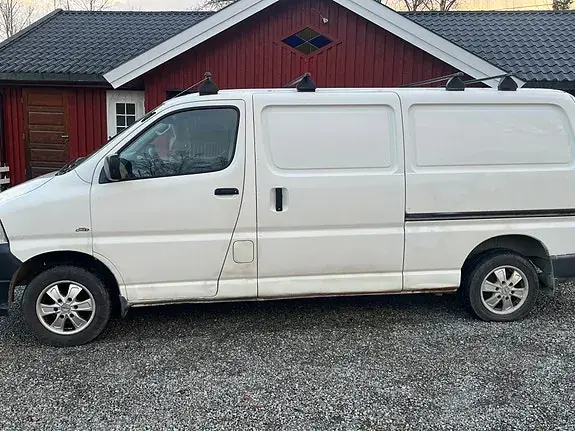 Toyota Hiace 2007 photo 4