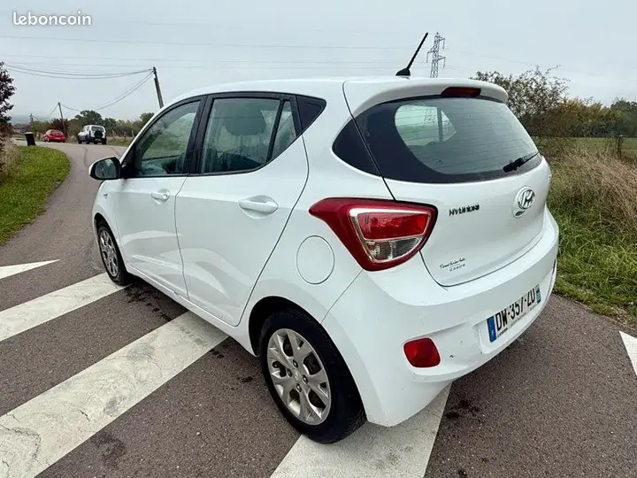 Hyundai I10 2015 photo 4