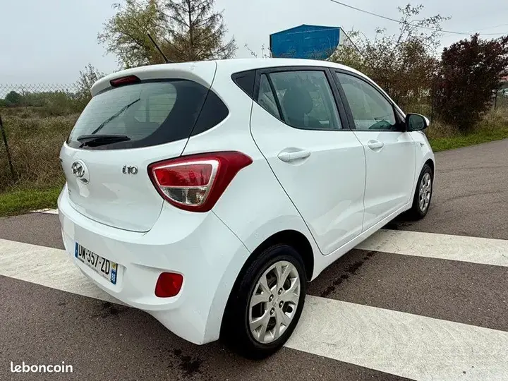 Hyundai I10 2015 photo 3