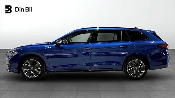 Skoda Superb 2026 photo 2