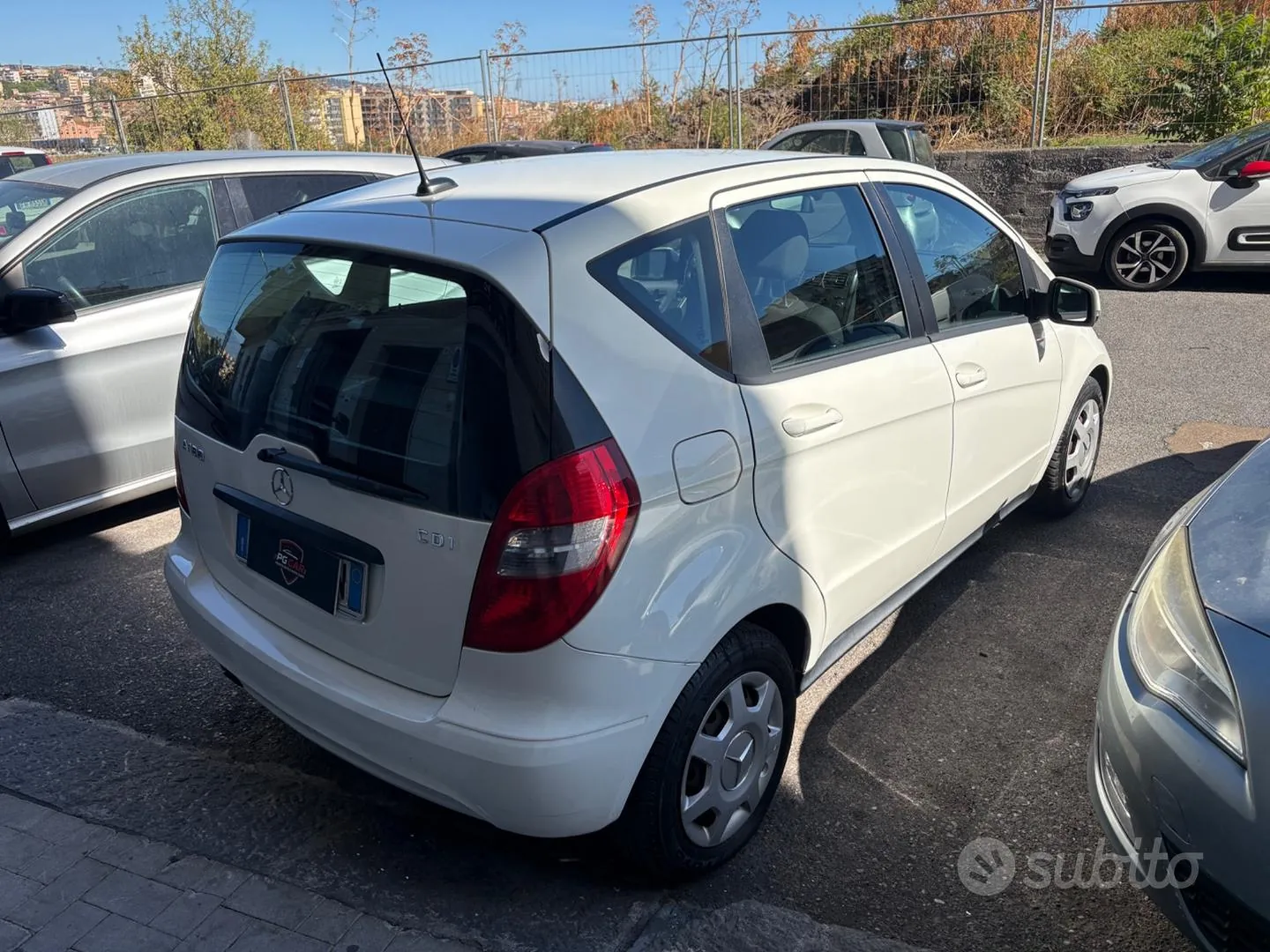 Mercedes-Benz A-Class 2010 photo 4
